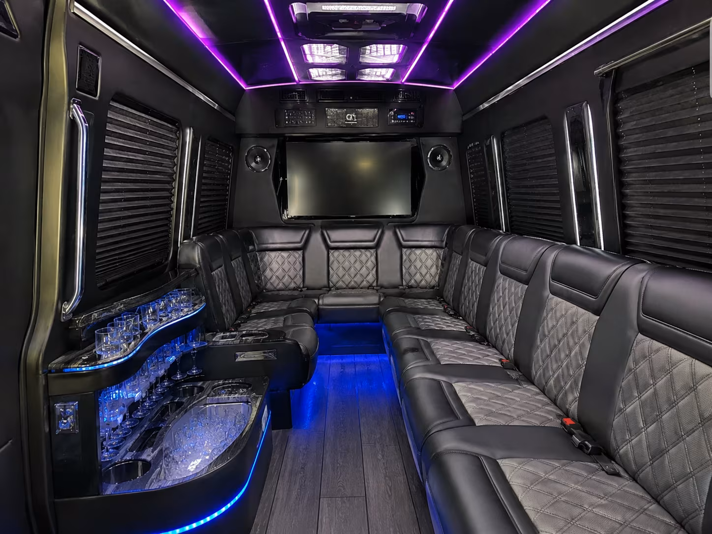 bus rental options for yuma trips