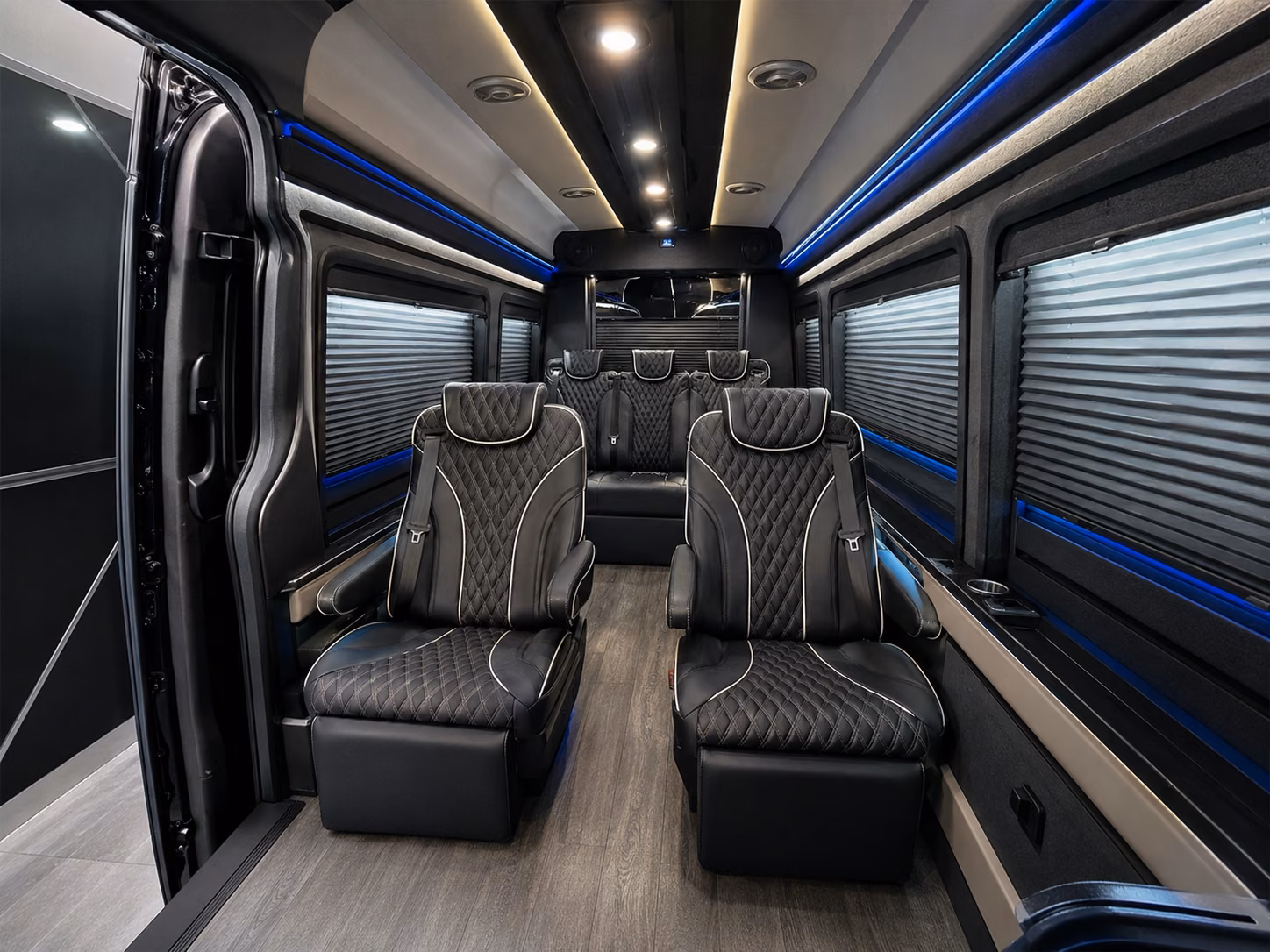 yuma airport shuttle buses for employees